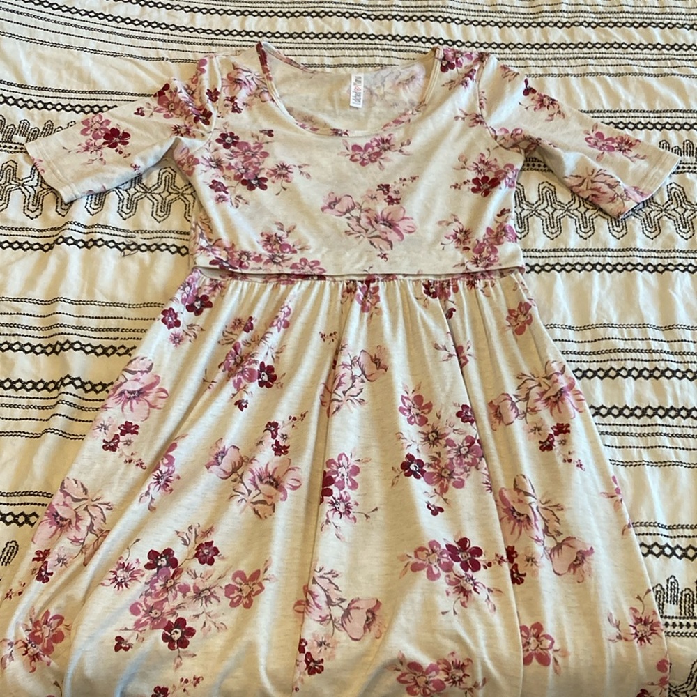 Latched Mama vintage rosewood classic dress